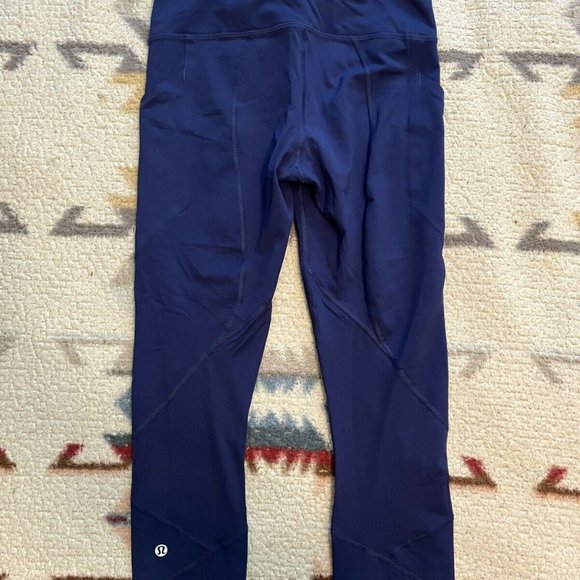 $88 LULULEMON Pace Rival Crop in Hero Blue Size 4 Leggings - Picture 6 of 7